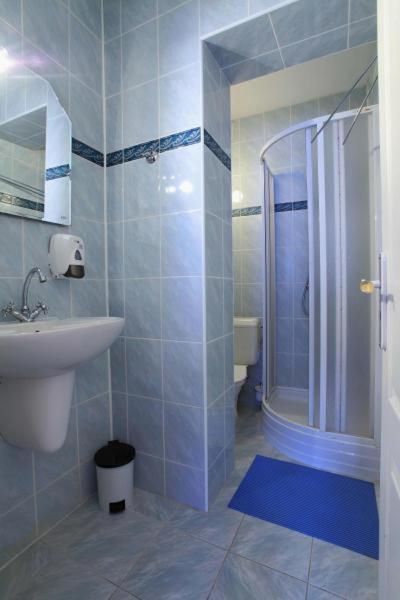 Hotel Central Кремница Номер фото